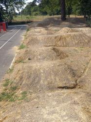 Espondeilhan, ravinades et arbres au pumptrack (07/2025)
